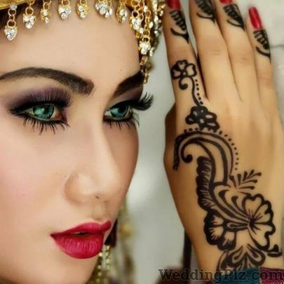 Vandana Makeover Makeup Artists weddingplz