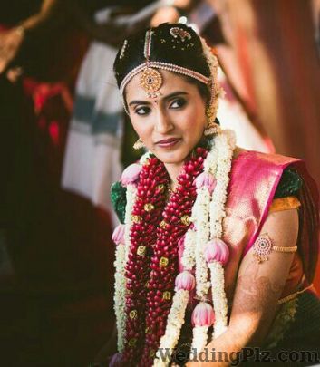 Afsha Merchant Makeup Artists Makeup Artists weddingplz