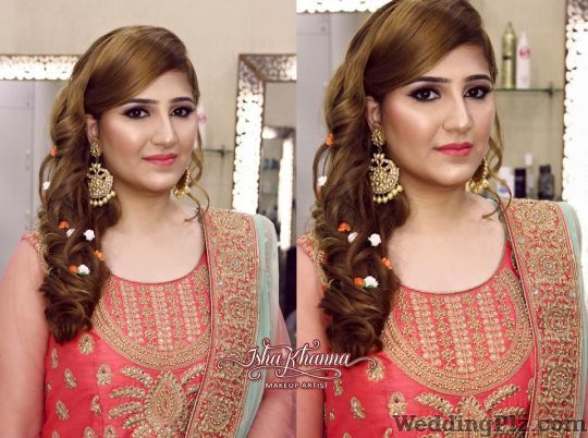 Isha Khanna Makeup Artist Makeup Artists weddingplz