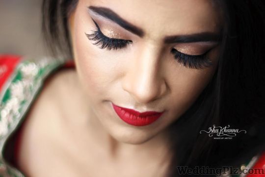 Isha Khanna Makeup Artist Makeup Artists weddingplz