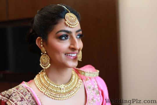 Makeup By Gulshan Makeup Artists weddingplz