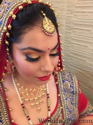 Simranns Salon Makeup Artists weddingplz
