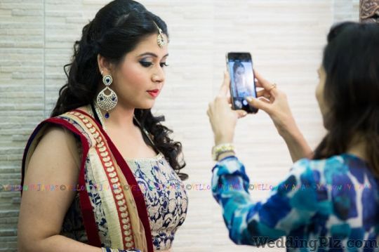 Simranns Salon Makeup Artists weddingplz