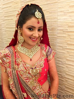 Simranns Salon Makeup Artists weddingplz
