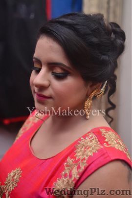 Yash Makeovers Makeup Artists weddingplz