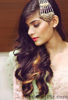 Deepanshi Mangla Makeup Artist Makeup Artists weddingplz