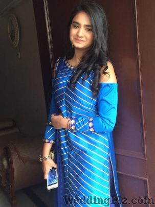 Mansi Sobti Makeover Makeup Artists weddingplz