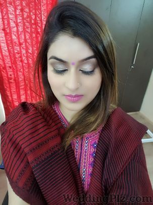 Krittu Parmar Makeovers Makeup Artists weddingplz