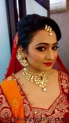 Leenaa Rathore Makeover Makeup Artists weddingplz