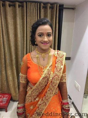 Bhavna Makeup Studio Makeup Artists weddingplz