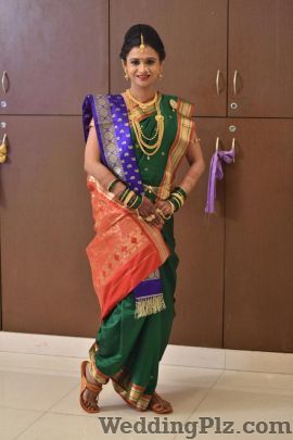 Bhavna Makeup Studio Makeup Artists weddingplz