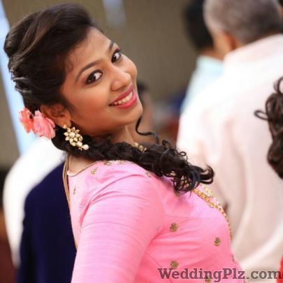 Bhavna Makeup Studio Makeup Artists weddingplz