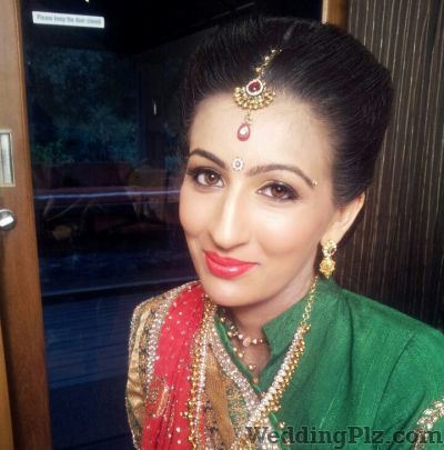 Bellessa Beauty Make Over by Pooja Gupta Makeup Artists weddingplz