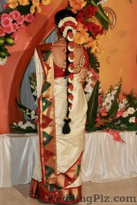 Ruchi Makeovers Makeup Artists weddingplz