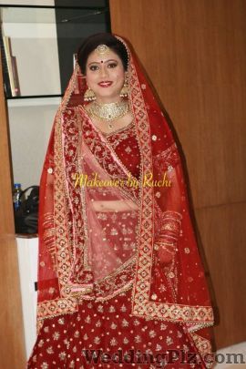 Ruchi Makeovers Makeup Artists weddingplz