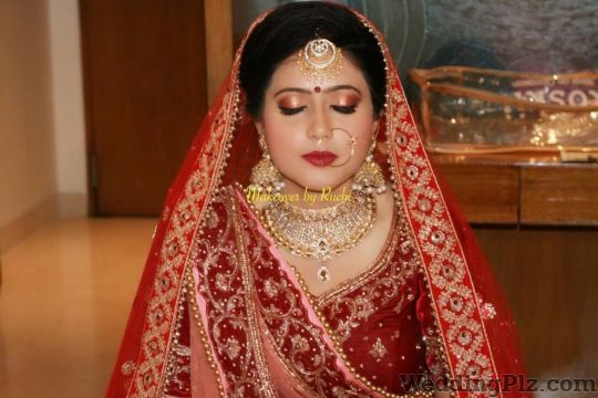 Ruchi Makeovers Makeup Artists weddingplz