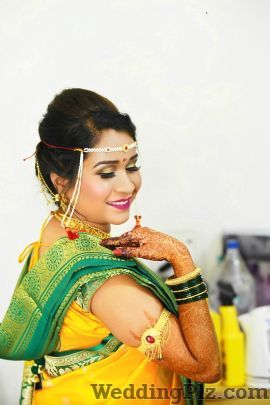 Priyanka Sunil Vijan Makeup Artists weddingplz