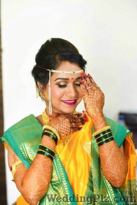 Priyanka Sunil Vijan Makeup Artists weddingplz