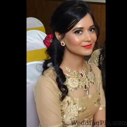 Priyanka Sunil Vijan Makeup Artists weddingplz