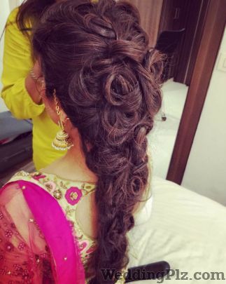 Neha Chaudhary MUAH Makeup Artist and Hairstylist Makeup Artists weddingplz