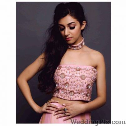 Neha Chaudhary MUAH Makeup Artist and Hairstylist Makeup Artists weddingplz