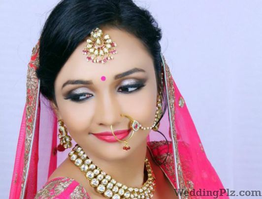 Makeup Artist Aachal Jain Makeup Artists weddingplz