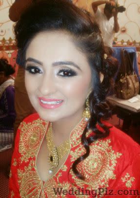 Makeovers By Pooja MS Makeup Artists weddingplz
