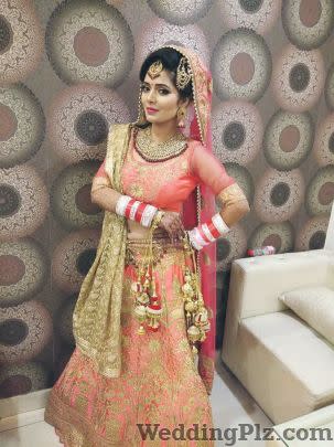 Priyanshi Khandelwal Makeovers Makeup Artists weddingplz