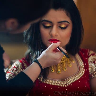 Meerra Mevawala Makeup Artists weddingplz