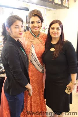 Meerra Mevawala Makeup Artists weddingplz