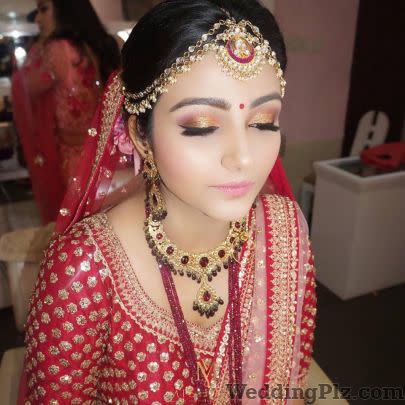 Misha Vig Makeup Studio Makeup Artists weddingplz