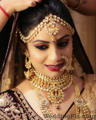 Yashika Panchal Makeup Artists weddingplz