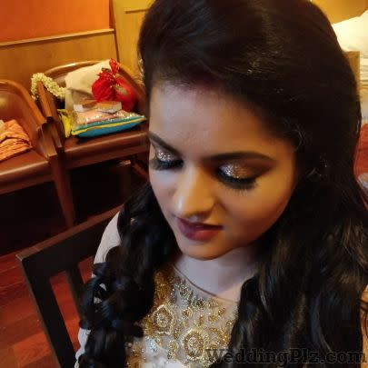 Yashika Panchal Makeup Artists weddingplz