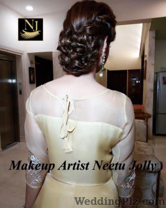 Makeup Artist Neetu Jolly Makeup Artists weddingplz