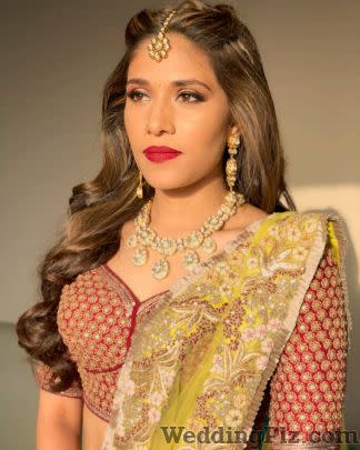 Makeup By Aanchal Makeup Artists weddingplz