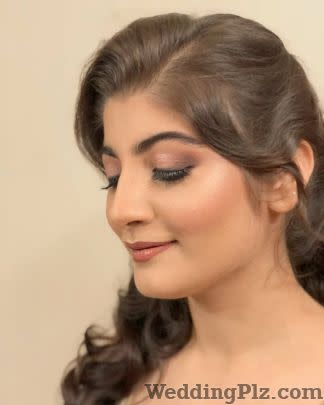 Makeup By Aanchal Makeup Artists weddingplz