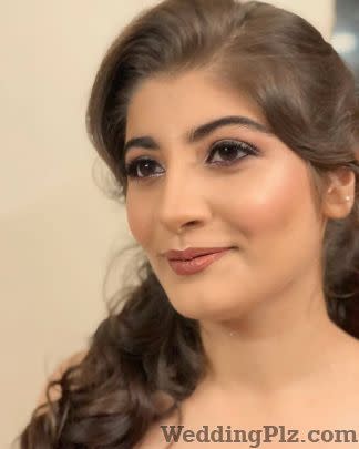 Makeup By Aanchal Makeup Artists weddingplz