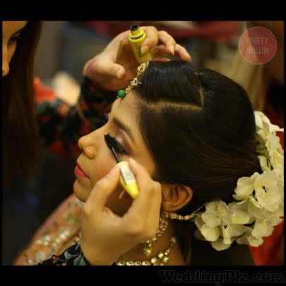 Preety Dhillon Mua Makeup Artists weddingplz