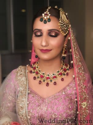 Rashmeet Kaur Makeovers Makeup Artists weddingplz
