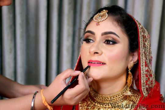 Rashmeet Kaur Makeovers Makeup Artists weddingplz