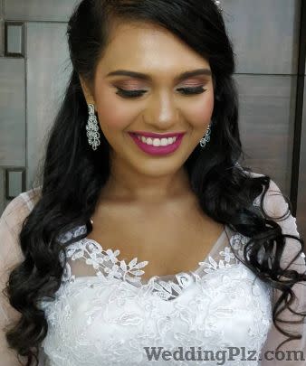 All About Face by Nidhi Shah Makeup Artists weddingplz