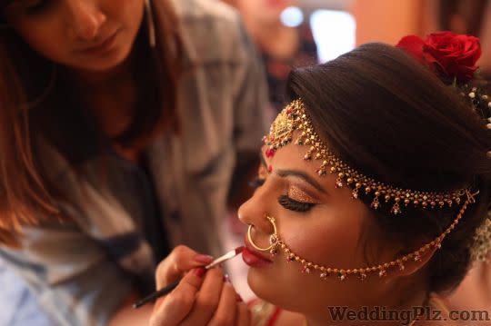 All About Face by Nidhi Shah Makeup Artists weddingplz