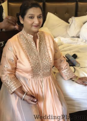 Ammy J Makeovers Makeup Artists weddingplz
