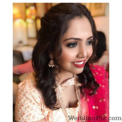 Makeup by Saloni Dhruva Makeup Artists weddingplz