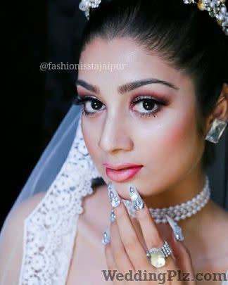 Fiza Khan Makeup Artist Makeup Artists weddingplz