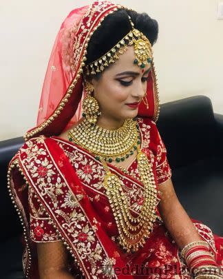 Riya The Hair and Beauty Hub Makeup Artists weddingplz