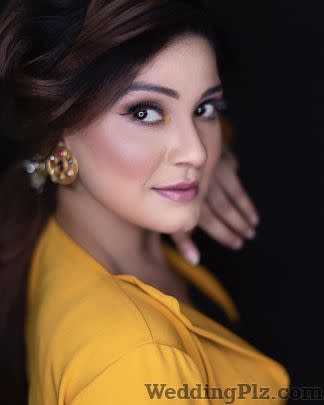 Meera Bhandari Makeovers Makeup Artists weddingplz