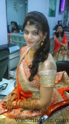 Oshin Beauty Salon Makeup Artists weddingplz