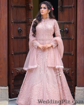 Makeup Artist Aayushi Patel Makeup Artists weddingplz