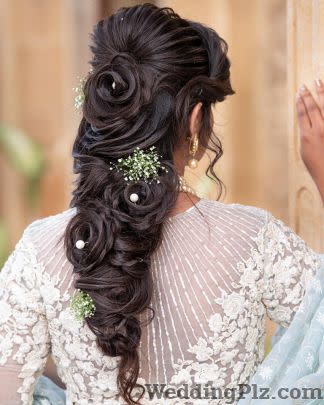 Makeup Artist Aayushi Patel Makeup Artists weddingplz